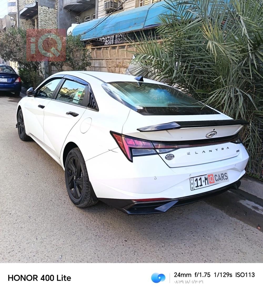 هیۆندای ئەلەنترا